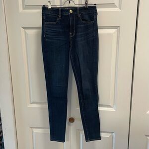 American Eagle Outfitters Hi-Rise Jegging